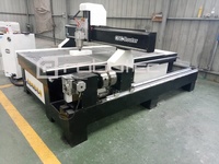 Routeur à bois CNC 3D de style nouveau/machine de fraisage du bois à 4 axes avec capacité de travail de 1300*2500 mm/routeur à bois cylindrique pour meubles