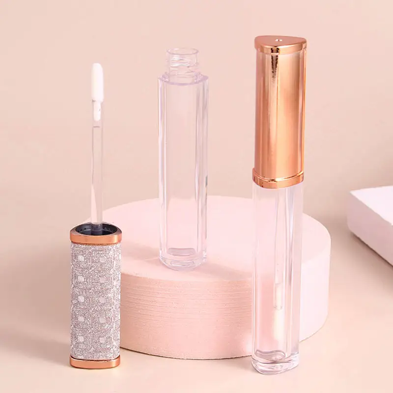 Biểu Tượng Tùy Chỉnh Mini Rỗng Bàn Chải Lip Tint Chai Lip Gloss Container Son Bóng Ống Và Bao Bì Với Nhãn Tùy Chỉnh