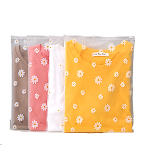 Emballage pour vêtements personnalisé imprimé en sérigraphie avec fermeture éclair, en PP biodégradable et soufflet latéral en PE/EVA, pour envois postaux |   Guangdong - Product Image 6