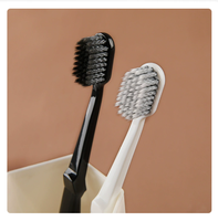 A-6652 Brosse à dents noire et blanche à poils souples pour couple, idéale pour les voyages et la maison