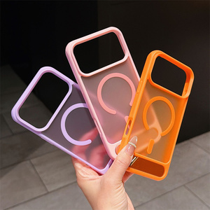 Coque de téléphone antichoc avec support magnétique intégré pour iPhone 17 16 15 14 Pro Max, support métallique et dos en PC dépoli - Product Image 4