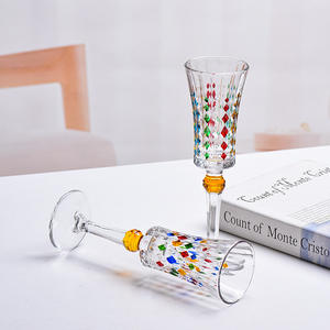 Verre à Martini coloré <span class=keywords><strong>en</strong></span> verre taillé vintage avec effet <span class=keywords><strong>arc</strong></span>-<span class=keywords><strong>en</strong></span>-<span class=keywords><strong>ciel</strong></span> pour cocktails, jus et décoration de fête - Product Image 3