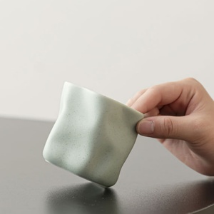 OEM&ODM Bougie d'aromathérapie artisanale irrégulière en cire, design minimaliste et élégant, pour la maison, la villa, l'hôtel et les décorations de photographie - Product Image 3