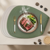 Nouveau design moderne très demandé, set de table réutilisable en similicuir irrégulier de 3 mm, antidérapant double face, diamètre 10-10,9 cm