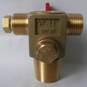 Vanne d'angle réversible QF-T1 1/2 po FNPt x FNPt en laiton pour station de distribution de gaz - Product Image 1