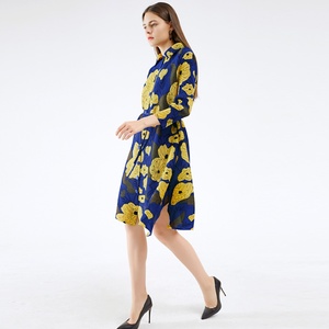 Nouvelle Collection 2025 – Livraison Rapide – Robe Plissée Miyake Grande Taille 2021 à Boutons Imprimée Ample et Fluide pour l'Été - Product Image 5