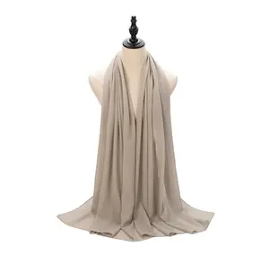 Novo Design atacado sólida planície pérola plissada hijab chiffon cachecol mulheres muçulmanas cabeça chiffon cachecol malaio