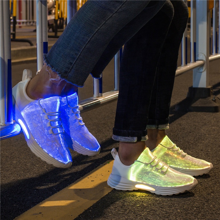 Comfort Meets Style: Top Picks for Women's foot wear women light