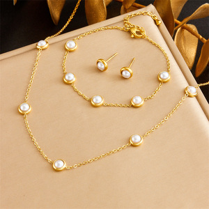 European American Fashion Pearl Jewelry <b>Set</b> Gold Chain Round Bezel Setting Women's Everyday Wear Necklace <b>Bracelet</b> Earrings - Product Image 1