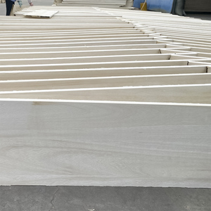 Compre Madera de <span class=keywords><strong>Paulownia</strong></span> Blanqueada/Carbonizada a Bajo Precio, Madera de <span class=keywords><strong>Paulownia</strong></span> 2x4x8, Tabla Sólida de Madera de <span class=keywords><strong>Paulownia</strong></span> - Product Image 2