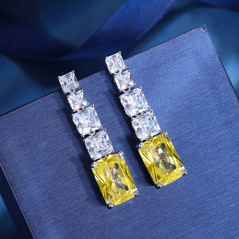 E3149 yellow