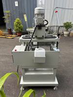 Machine de copie et de fraisage pour fenêtres, profilés PVC et aluminium, avec triple perçage manuel et fraisage pour portes et fenêtres