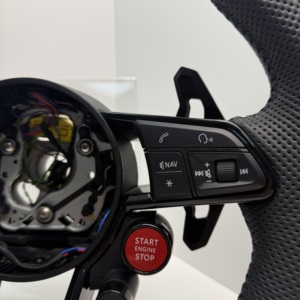 Volante R8 con pulsante di avviamento, in pelle completamente traforata, per <span class=keywords><strong>A3</strong></span> A4 A5 A6 B8 B9 Q3 Q5 TT TTRS RS3 RS4 S3 S4 S5 8V - Product Image 5