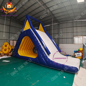 Scivolo triangolare gonfiabile parco acquatico trampolino triangolo scivolo <span class=keywords><strong>per</strong></span> adulti e bambini - Product Image 3