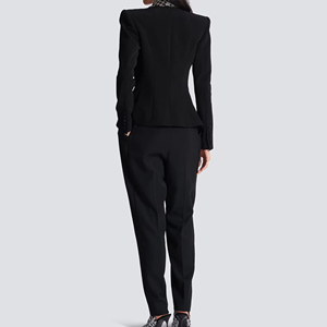 Blazer Clásico Oficial para Mujer, Tejido Transpirable, Diseño Ajustado, Perfecto para Profesionales de Oficina, Reuniones Formales de Negocios - Product Image 2