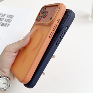 เคสโทรศัพท์กันกระแทก B440 แบบด้าน ผลิตจากวัสดุ PC  ดีไซน์น่ารัก  รองรับแม่เหล็ก  สำหรับ iPhone 17 Pro Max - Product Image 4
