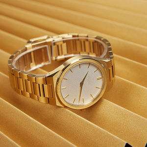 Хорошее качество все часы из нержавеющей стали на спине золотой цвет персонализированный логотип наручные кварцевые часы - Product Image 6