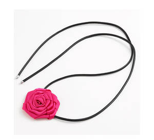 GEERDENG2024トレンディなベルベットローズフラワー手作りチョーカーネックレス女性と女の子のためのエレガントなカメリアフラワーネックレス - Product Image 2