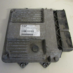 Centralina Motore Usata 51768657 per Fiat Idea 2003-2012 (12841 16-1-D-3) Prodotto Elettronico per Auto - Product Image 1