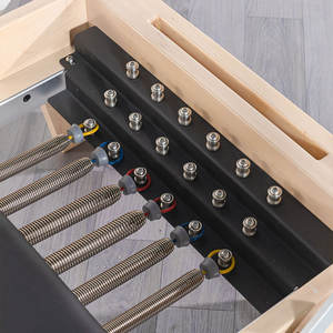 Lit de Pilates Maple Reformer : Solution ultime pour un studio à domicile pour la force du tronc, la flexibilité et l'harmonie corps-esprit - Product Image 4