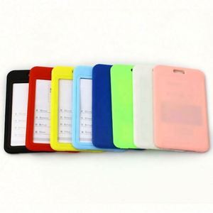 Porte-carte d'identité en plastique PP personnalisable et tendance pour les professionnels - Product Image 1