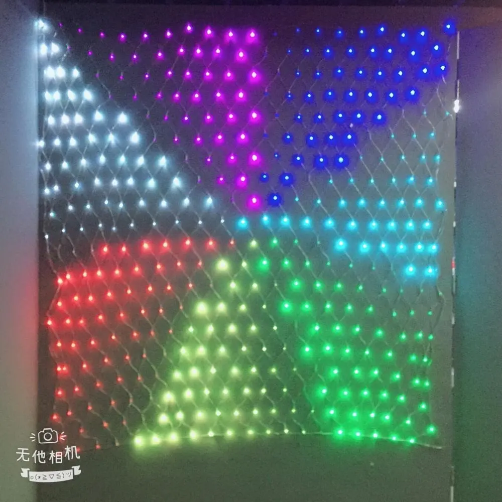 108 personalizado LED al aire libre <span class=keywords><strong>de</strong></span> Navidad programable triángulo RGB grande neto <span class=keywords><strong>de</strong></span> hadas luces led lámparas