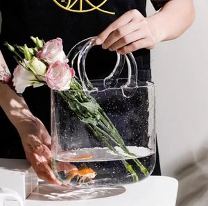 Vaso de Vidro Transparente Bolsa de Vidro com Alça Vaso Moderno em Formato de Bolsa de Mão Exclusiva para Flores de Casamento ou Uso como Aquário - Product Image 2