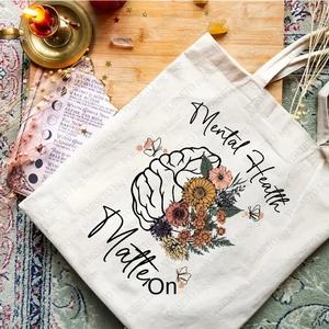 Borsa Shopper in PP con Stampa Cartoon, 'La Salute Mentale è Importante', Regalo Ispirazionale in PLA, Estetica Ecologica per Psicologi - Product Image 2