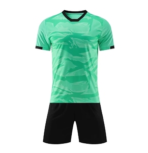 Set di tuta da <span class=keywords><strong>calcio</strong></span> personalizzabile per allenamento da <span class=keywords><strong>calcio</strong></span> in poliestere traspirante per bambini - Product Image 2