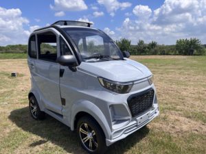 L6e EEC China Vehículo de Baja Velocidad para Uso Familiar, Mini SUV de 3 Asientos, Scooter de Movilidad Cerrado, Nueva Energía, EV5 Nuevo 4x4 - Product Image 4