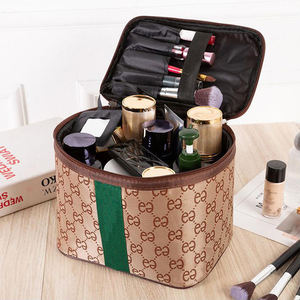 Sac à cosmétiques de voyage coréen classique, boîte de rangement de soins de la peau, organisateur de <span class=keywords><strong>maquillage</strong></span> mignon filles lettre imprimée boîte de <span class=keywords><strong>maquillage</strong></span> portable - Product Image 3