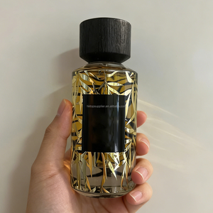 Parfum de luxe avec couvercle en bois estampé or |   Parfum arabe de qualité supérieure de Dubaï |   Parfum d'exportation longue durée 100 ml - Product Image 1