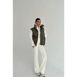 Gilet matelassé kaki pour femme, grande taille, à capuche, pour l'hiver et le printemps, long, tricoté, brodé avec décoration en fourrure vintage - Product Image 2