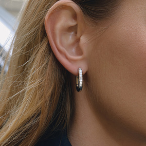 Pendientes Huggie Geométricos en Forma de U con Pedrería, Acero Inoxidable, Oro y Plata, Joyería para Uso Diario para Mujer - Product Image 3