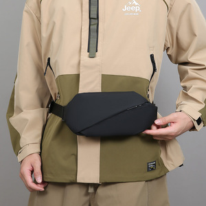 Riñonera Moderna para Hombre en Gris, Negro, Azul Oscuro y Champán, Color Sólido, Transpirable, Resistente al Desgaste, Bolso de Pecho para Actividades al Aire Libre - Product Image 3