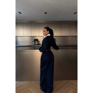 Ensemble de survêtement bleu marine Doutzen Plus à capuche, confortable, coupe-vent, respirant, en nylon, pour le jogging hivernal, taille XL, logo imprimé - Product Image 1