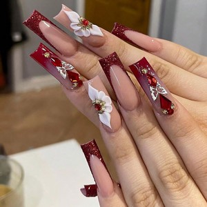 เล็บปลอมทำมือ 24 ชิ้น ลายโบว์ดอกไม้สไตล์ฝรั่งเศส เล็บปลอมอะคริลิคคุณภาพสูงสำหรับผู้หญิง ฤดูใบไม้ร่วง ฤดูหนาว - Product Image 1