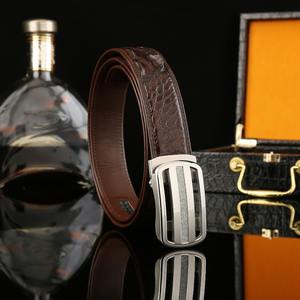Ceinture pour homme personnalisée en cuir de crocodile classique, boucle en acier à verrouillage automatique, carrée, légère et durable - Product Image 4
