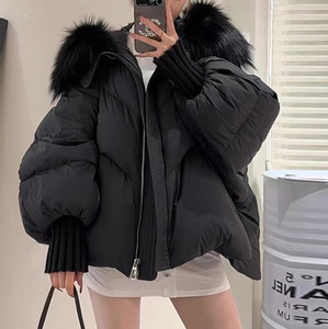 Veste d'hiver matelassée en duvet de canard blanc à col en fourrure de renard véritable surdimensionnée pour femmes, parka décontractée à manches en tricot - Product Image 4
