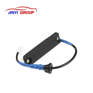 Interrupteur de déverrouillage du couvercle du coffre adapté à TOYOTA COROLLA 8484012050 84840-12050 - Product Image 5