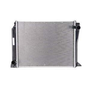 Radiateur de moteur pour HONDA <span class=keywords><strong>CF4</strong></span> 1997-2000 19010-PCD-003 19010-PCD-013 19010-PCF-901 19010-PDE-E01 - Product Image 2