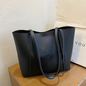 女式休闲大容量手提包，带PU衬里和链条装饰，用于电脑存储和购物 - Product Image 3