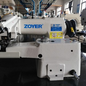 Máquina de Coser Industrial Zoyer ZY 601 de Una Aguja, Tipo Cadena, Puntada Invisible, Recortadora de Bordes, Semiautomática, de Base Plana - Product Image 1
