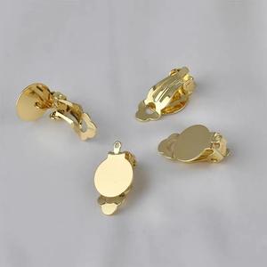 Clip de <span class=keywords><strong>oreja</strong></span> de oro no perforado de 10mm para niños, pendientes de Clip DIY con <span class=keywords><strong>oreja</strong></span> de rana, orejas perforadas de diamantes, accesorio de moda de aleación dulce principalmente - Product Image 3