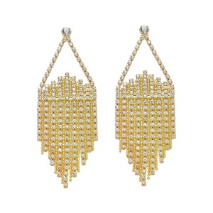 Boucles d'oreilles pendantes rétro européennes et américaines pour femmes, exagérées, simples, avec pampilles, cristaux et strass scintillants, bijoux de mariage - Product Image 5