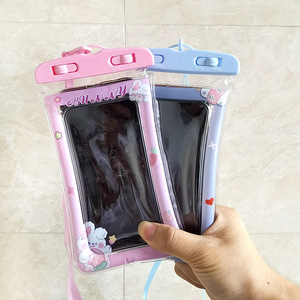 เคสโทรศัพท์กันน้ำพร้อมถุงลมนิรภัย เหมาะสำหรับการว่ายน้ำ น้ำพุร้อน ล่องแก่ง กันน้ำ ปิดผนึกอย่างดี ดำน้ำ และคล้องคอได้ - Product Image 2