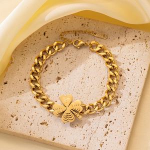 Venta al por mayor nueva pulsera <span class=keywords><strong>de</strong></span> acero inoxidable que no se desvanece trébol <span class=keywords><strong>de</strong></span> cuatro <span class=keywords><strong>hojas</strong></span> Ocho Estrellas elefante pulsera <span class=keywords><strong>de</strong></span> doble capa para las mujeres - Product Image 2