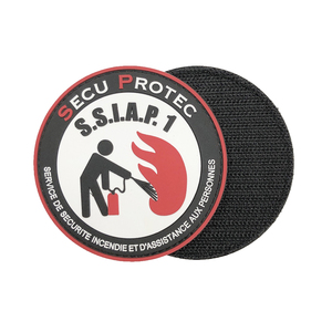 Écusson en caoutchouc PVC 3D personnalisé et durable avec logo en relief pour vêtements et sacs d'extérieur - Product Image 1