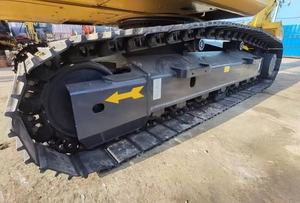 Excavatrice sur chenilles Komatsu PC200-8 d'occasion, 22 tonnes, fabriquée au Japon, certifiée CE, avec godet d'excavation - Product Image 6