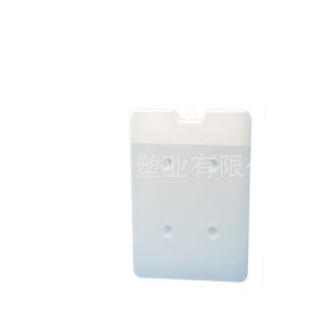 Plaque de refroidissement Shinyu Ice Pack 14.5x21.5x2.5 réutilisable pour la conservation du lait maternel et les ventilateurs de climatisation - Product Image 1